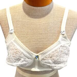 Kiki 1950s Vintage Womens Bra Lave White Size 36C/M-L? NWT